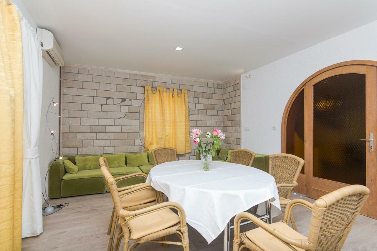 Apartments A&B Makarska Buitenkant foto